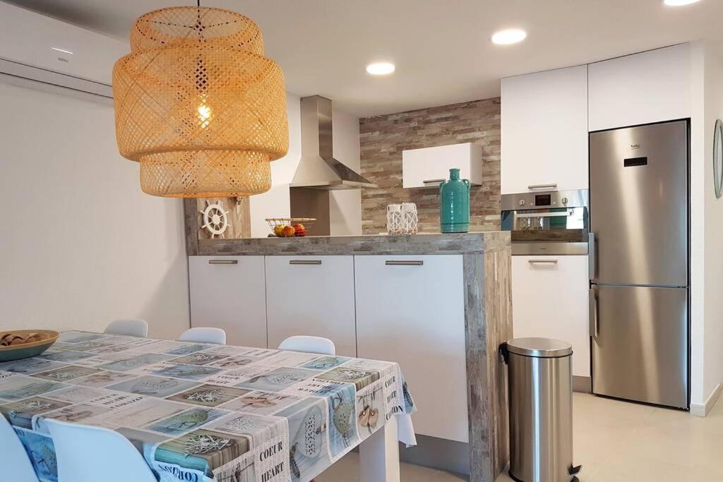 New! Modern Apartment Right On The Beach! Miami Playa Eksteriør bilde